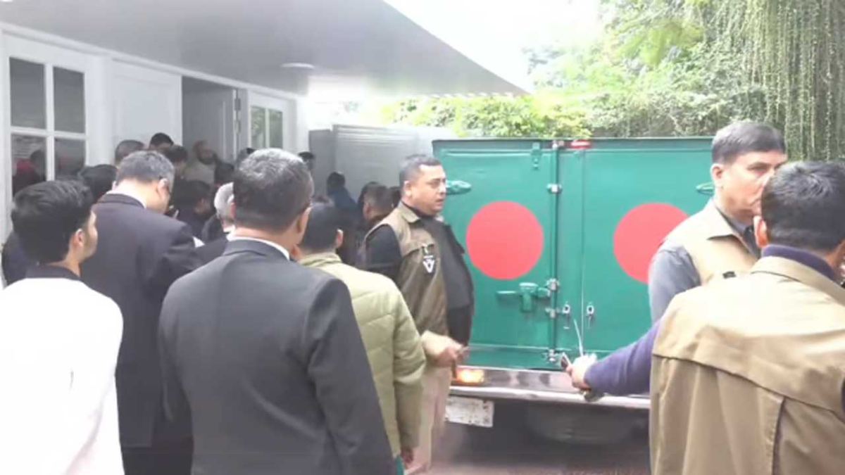 তারেক রহমানের বাসায় খালেদা জিয়ার মরদেহ