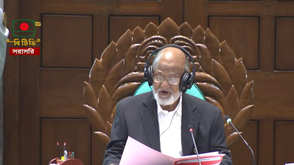 স্পিকারের চেয়ার ফাঁকা রেখে সংসদ শুরু, সভাপতি খন্দকার মোশাররফ