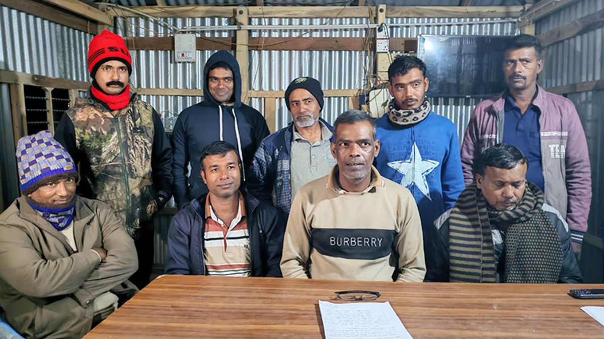 ৬ দিনের মাথায় কোটালীপাড়ায় জামায়াতের হিন্দু শাখার ৯ নেতার পদত্যাগ