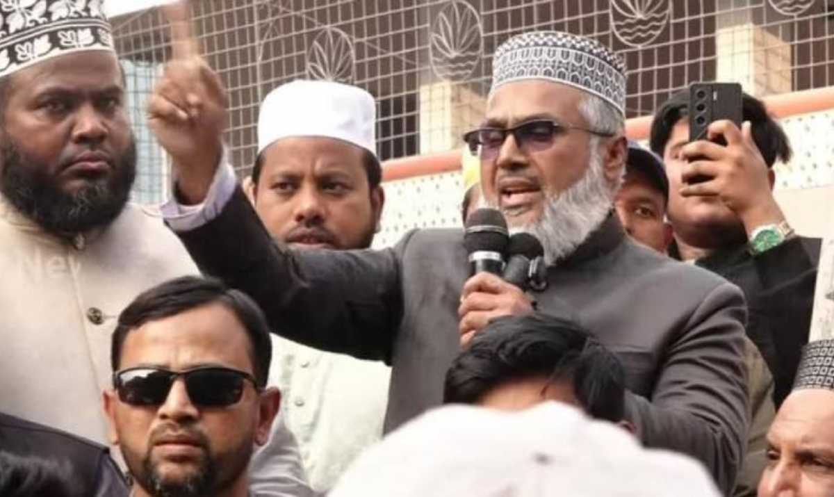 সমাবেশে বক্তব্য দেওয়ার সময় কুষ্টিয়া জেলা জামায়াত আমিরের মৃত্যু