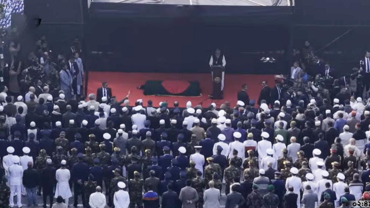 জানাজার মঞ্চে খালেদা জিয়ার কফিন, চলছে সংক্ষিপ্ত জীবনী পাঠ