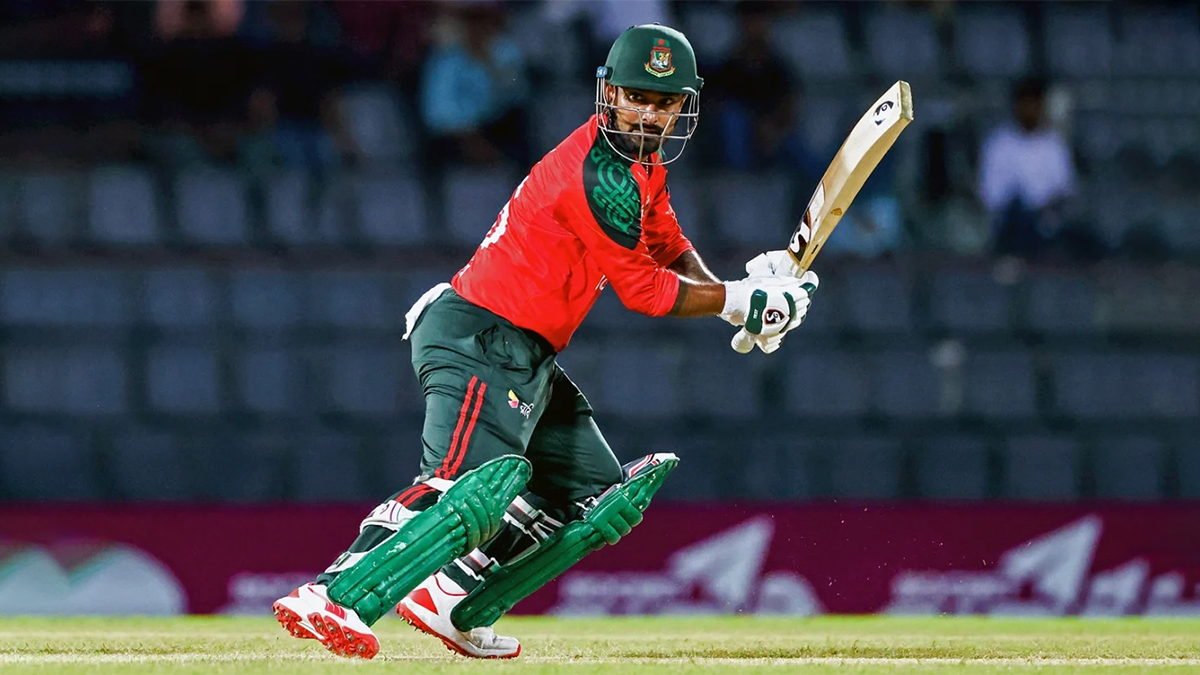 বৃষ্টিতে ভেসে গেল ডাচদের হোয়াইটওয়াশ করার হাতছানি