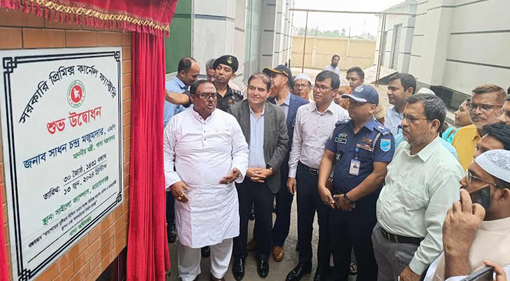 দেশে খাদ্যের অভাবে এখন কেউ মরে না: খাদ্যমন্ত্রী