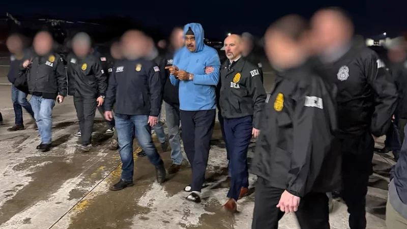 ‘কুখ্যাত’ ব্রুকলিন কারাগারে রাখা হয়েছে মাদুরোকে