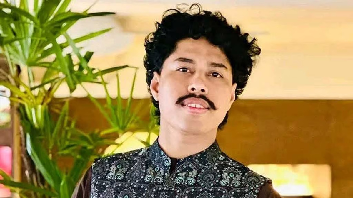 যশোর থেকে গ্রেপ্তার চট্টগ্রামের শীর্ষ সন্ত্রাসী ডেভিড ইমন