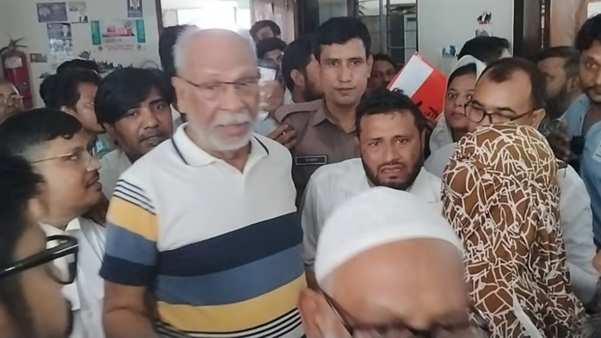 শাপলা চত্বর মামলায় ট্রাইব্যুনালে আত্মসমর্পণ করবেন লতিফ সিদ্দিকী