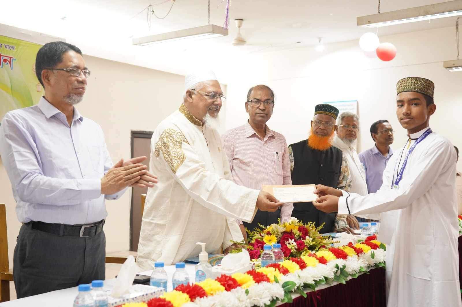 আত্মসমালোচনা ছাড়া প্রকৃত মানুষ হওয়া সম্ভব নয়: ধর্মমন্ত্রী