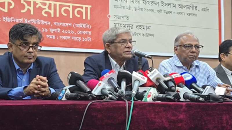 গণমাধ্যম তোষামদি করুক, সেটা আমরা চাই না: স্থানীয় সরকারমন্ত্রী