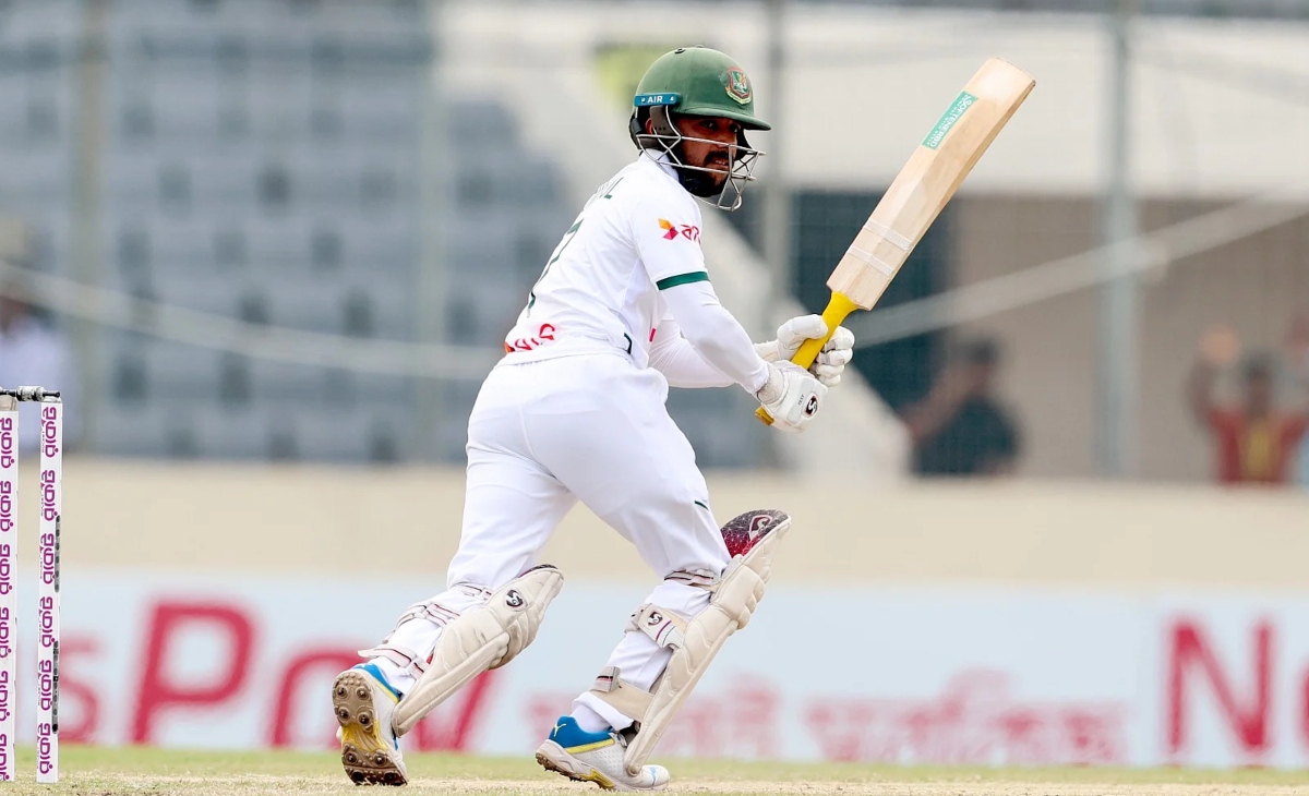 টানা ৫ ফিফটি মুমিনুলের, মুশফিক-তামিমের পর ঢুকলেন ৫ হাজারি ক্লাবে