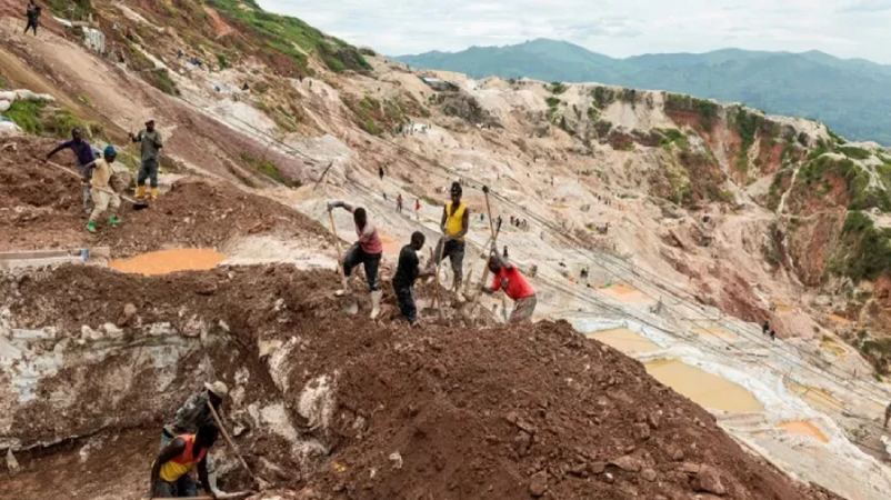 কঙ্গোয় খনি ধসে প্রাণ হারালেন দুই শতাধিক মানুষ