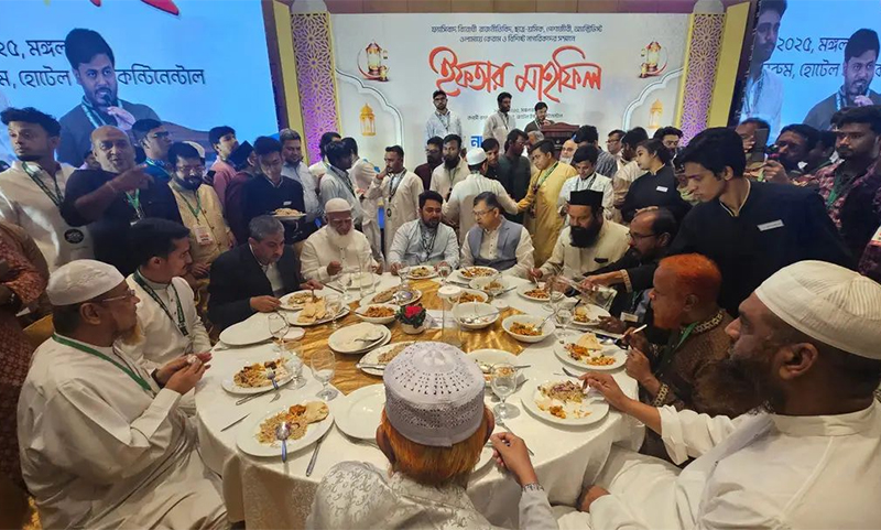 সংবিধান ছাড়া বাকি সংস্কার অধ্যাদেশ দিয়ে বাস্তবায়ন হোক: নাহিদ