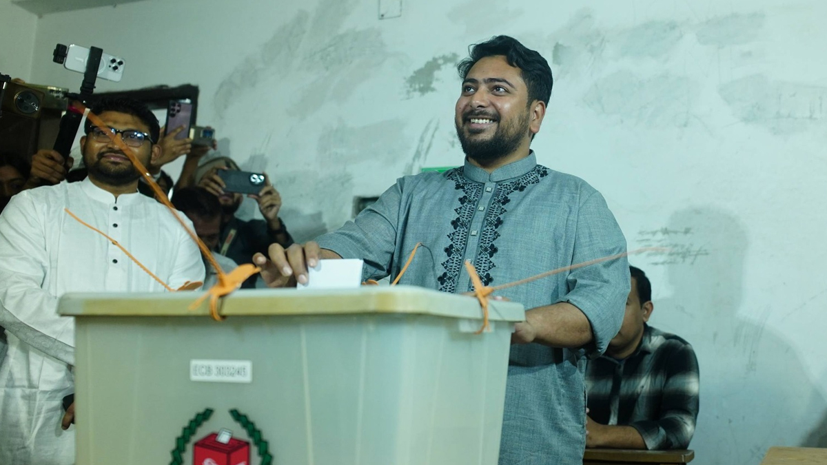 দেশের মালিকানা বুঝে নেওয়ার দিন: নাহিদ