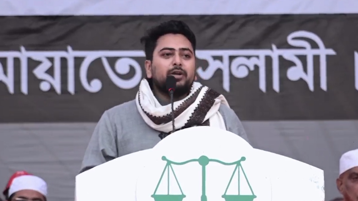 ২০০০ টাকার কার্ড নিতে ১০০০ টাকা ঘুষ লাগবে না তো— প্রশ্ন নাহিদ ইসলামের