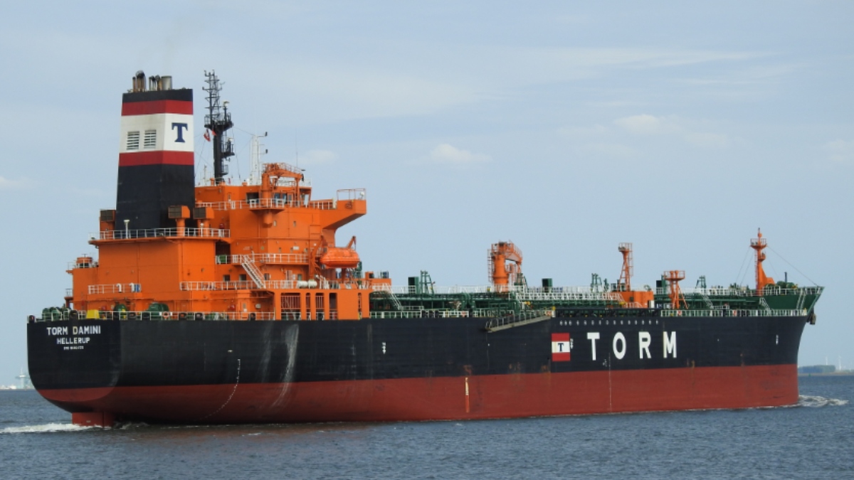 ৬৮ হাজার টন ডিজেল নিয়ে চট্টগ্রাম বন্দরে আরও ২ জাহাজ