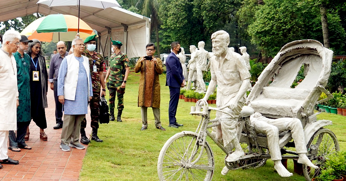 জুলাই স্মৃতি জাদুঘরের অগ্রগতি পরিদর্শন প্রধান উপদেষ্টার
