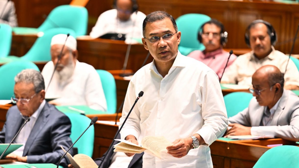 নতুন এলএনজি টার্মিনাল স্থাপনসহ ১৫০ কূপ খননের পরিকল্পনা সরকারের