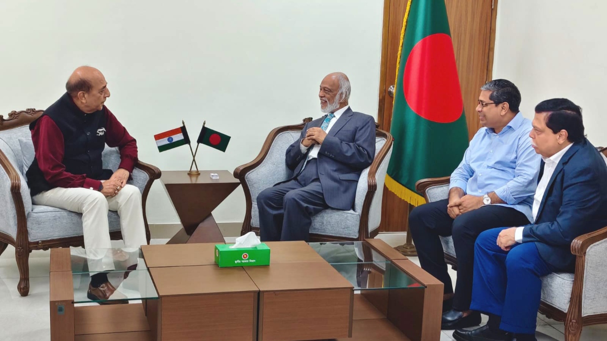 বাংলাদেশ-ভারত সম্পর্ক শুধু সরকারের নয়, জনগণেরও: দীনেশ ত্রিবেদী