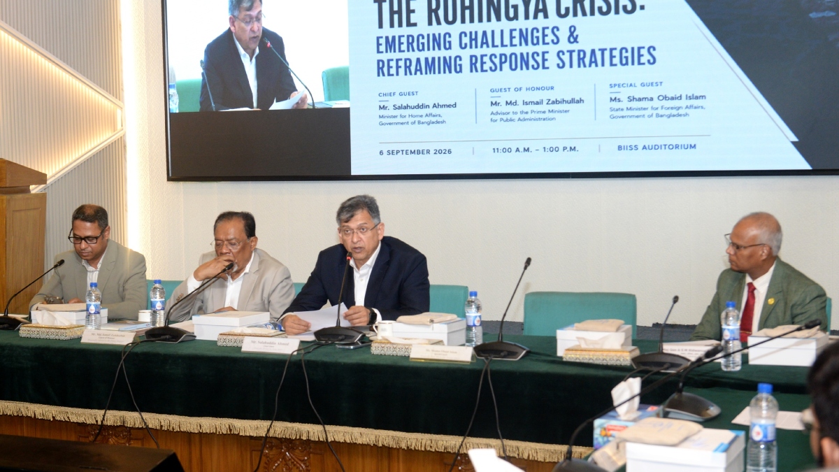 রোহিঙ্গা সংকট সমাধানে আন্তর্জাতিক সম্প্রদায়কে কার্যকর ভূমিকা রাখার আহ্বান স্বরাষ্ট্রমন্ত্রীর