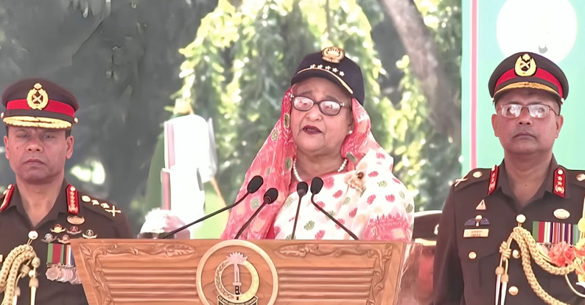সশস্ত্র বাহিনীকে যুগোপযোগী করে গড়ে তুলেছে সরকার : প্রধানমন্ত্রী