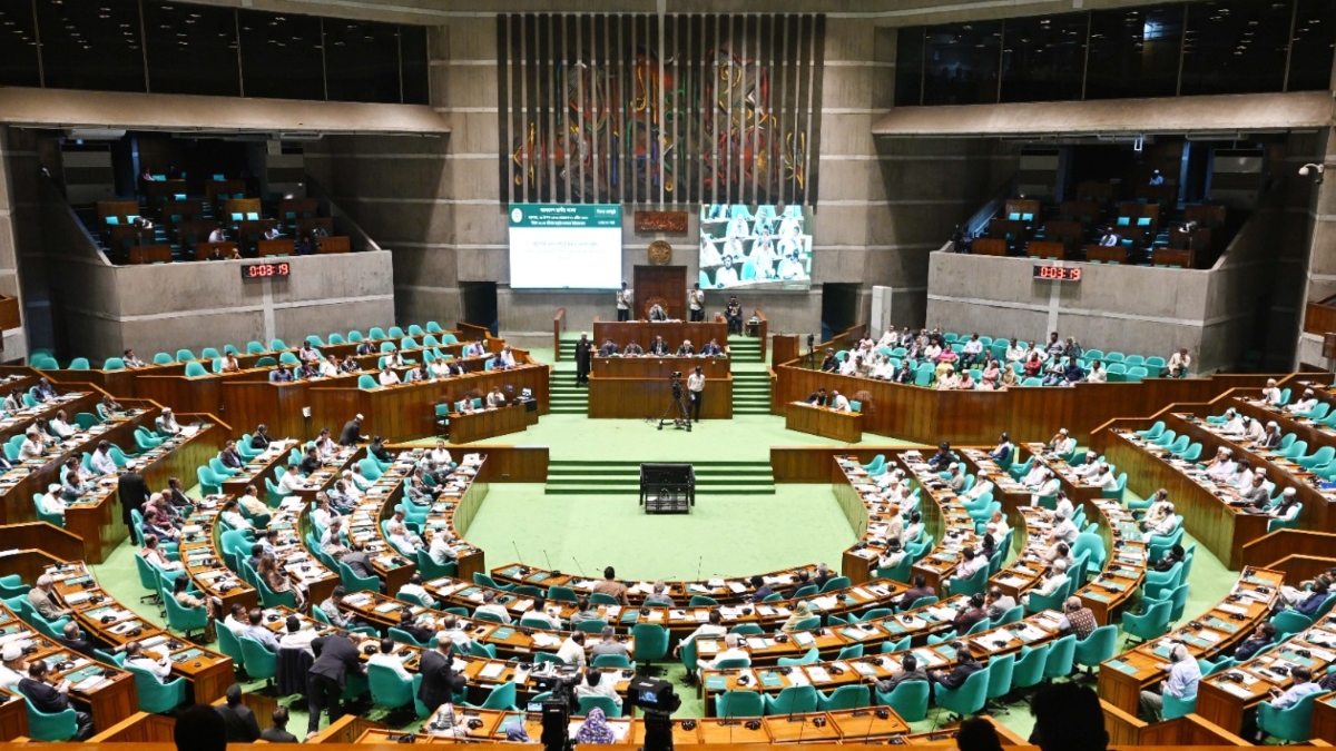 বিরোধী দলের আপত্তি সত্ত্বেও সংসদে দুই বিল পাশ