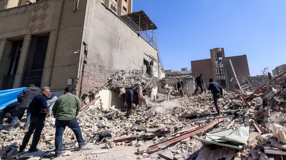 মার্কিন-ইসরায়েলি হামলায় ইরানে ৩,৬৪৩ বেসামরিক স্থাপনা ক্ষতিগ্রস্ত: রেড ক্রিসেন্ট