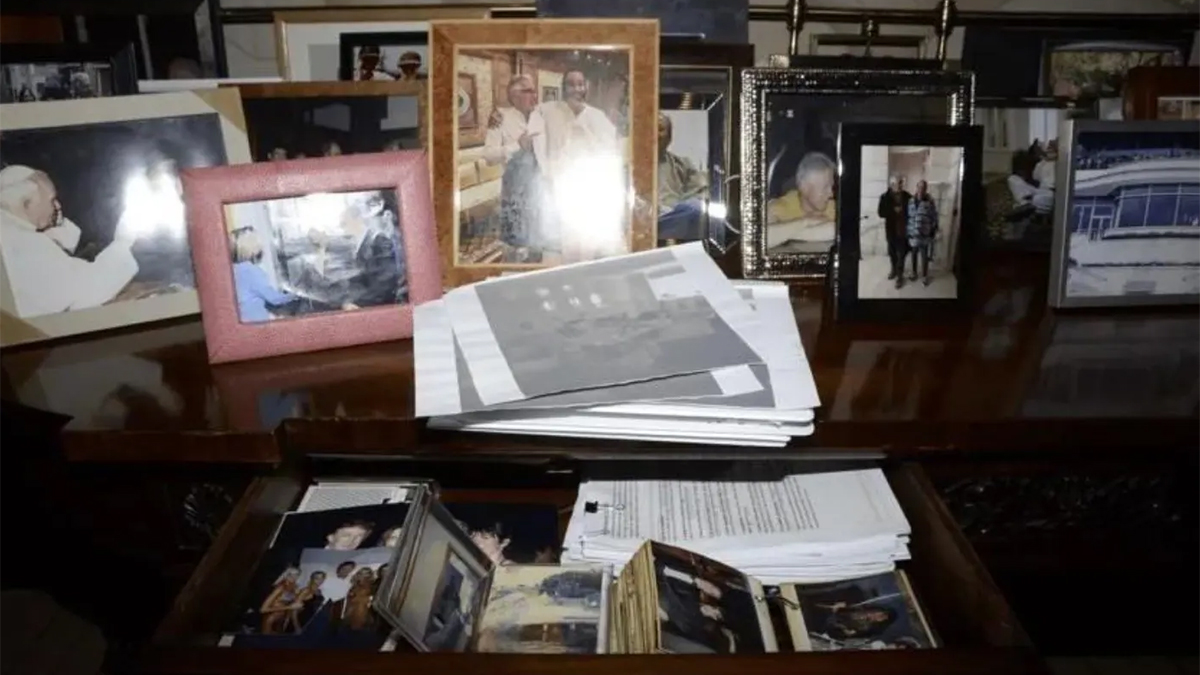 যৌন অপরাধী এপস্টে‌ইন নথি থেকে ছবি ‘গায়েব’, বিতর্কের ঝড়