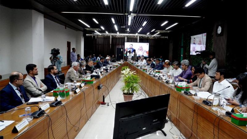 সুষ্ঠু নির্বাচনে রাজনৈতিক দলগুলোর ভূমিকা সবচেয়ে বড়: সিইসি