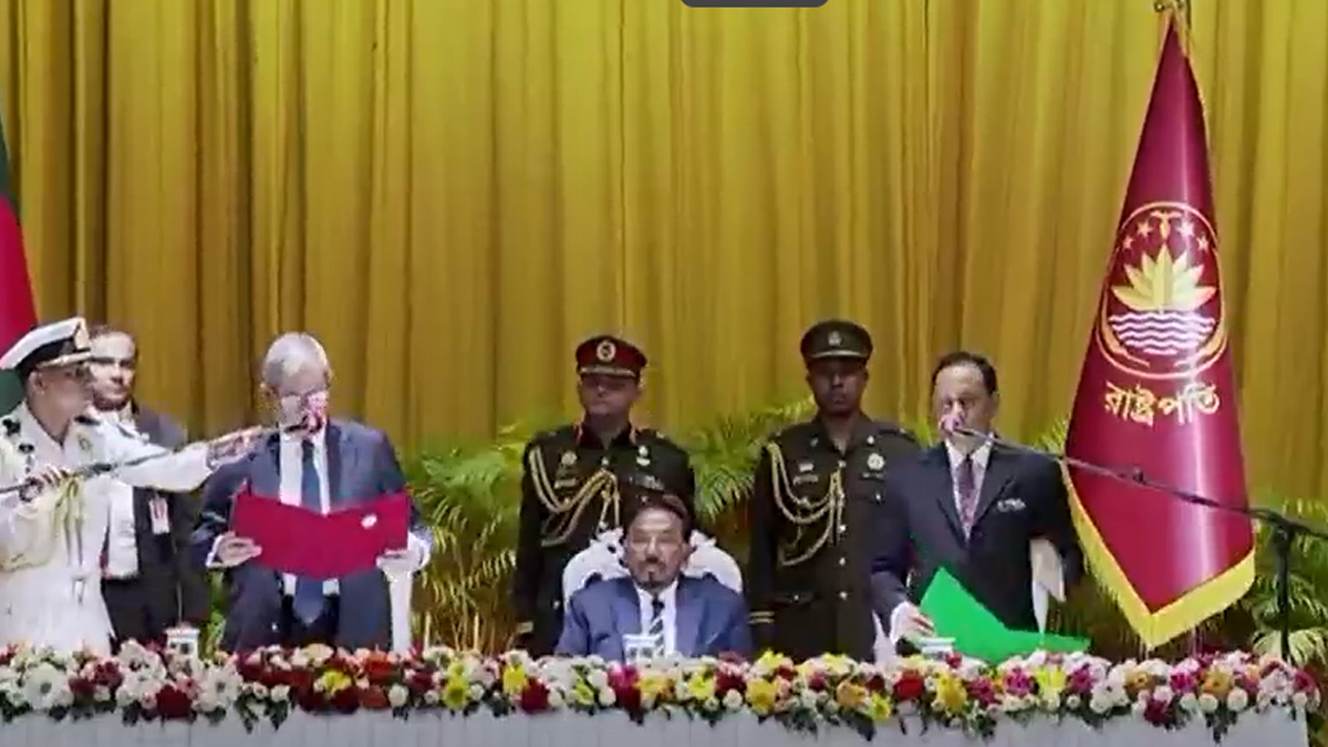 রাষ্ট্রপতির শপথ সম্পন্ন, শপথ নিলেন ৪ মন্ত্রী-২ প্রতিমন্ত্রী