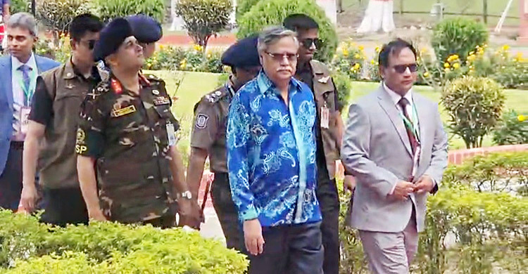 চার দিনের সরকারি সফরে পাবনায় রাষ্ট্রপতি