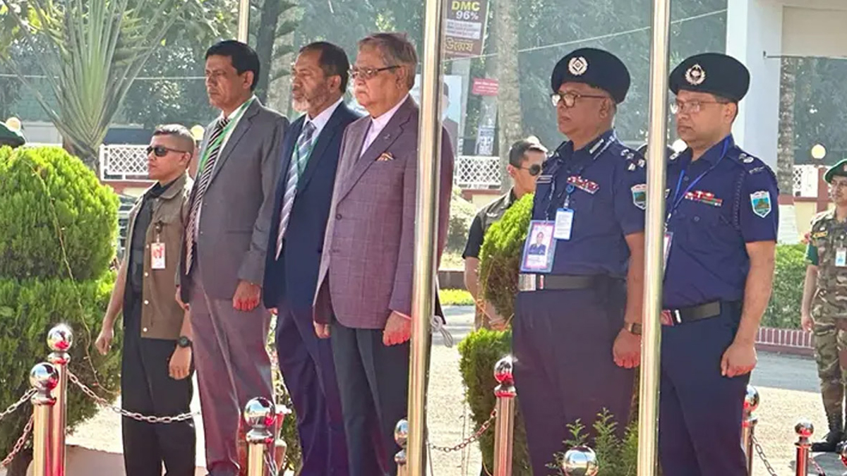 জুলাই আন্দোলনের পর প্রথম নিজ জেলা পাবনায় রাষ্ট্রপতি