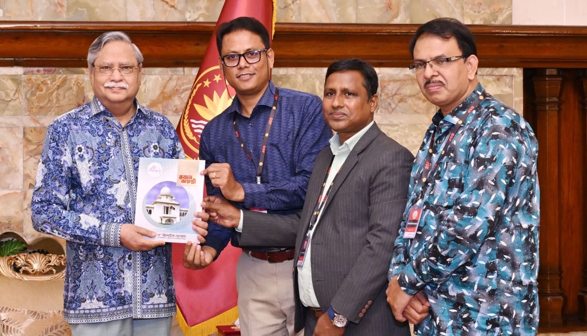 সাংবাদিকতায় সর্বোচ্চ পেশাদারিত্ব ও নৈতিক মান বজায় রাখার আহ্বান রাষ্ট্রপতির