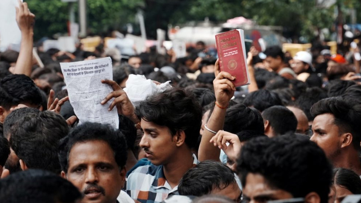 ভারতে এনটিএর ৪৭ কর্মকর্তা-কর্মচারী বরখাস্ত, বিভিন্ন রাজ্যে ছড়িয়েছে বিক্ষোভ