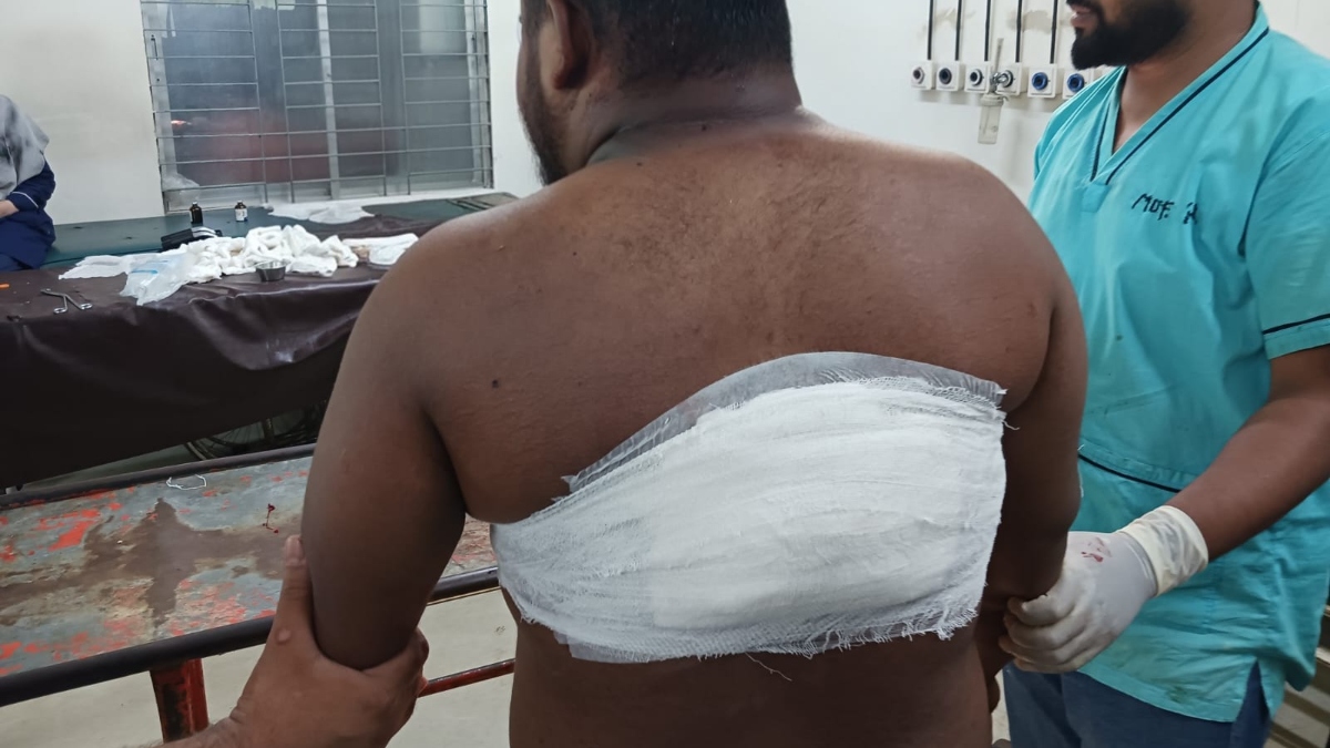 ফেনীতে মাদক ও মাটি ব্যবসার প্রতিবাদের জেরে ছাত্রদল নেতাকে ছুরিকাঘাত
