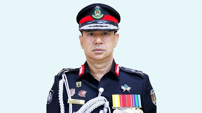 স্ত্রীসহ র‍্যাবের সাবেক ডিজি হারুনের ব্যাংক হিসাব অবরুদ্ধ