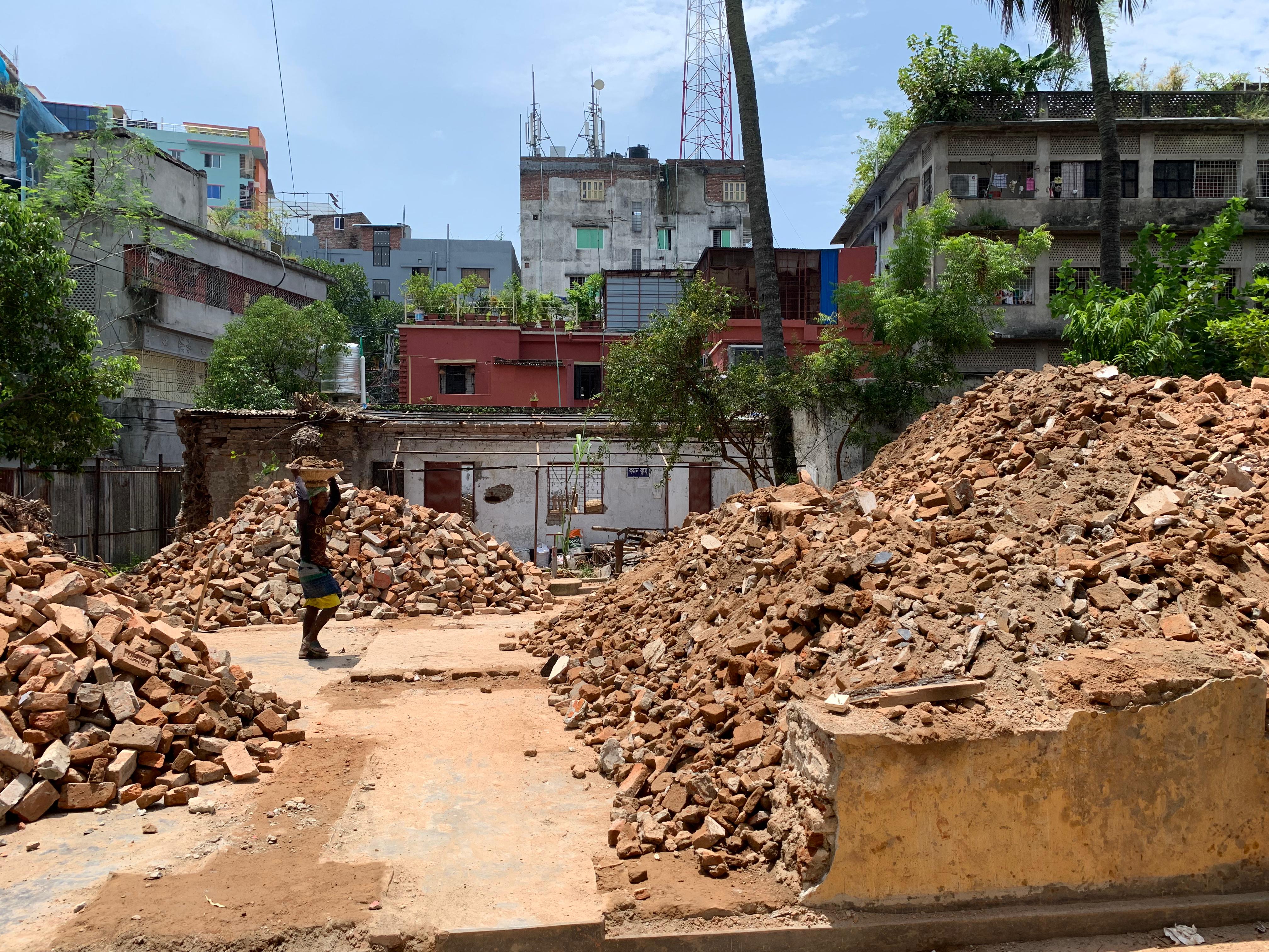 রাজশাহীতে মুছে গেল ঋত্বিক ঘটকের শেষ নিদর্শন