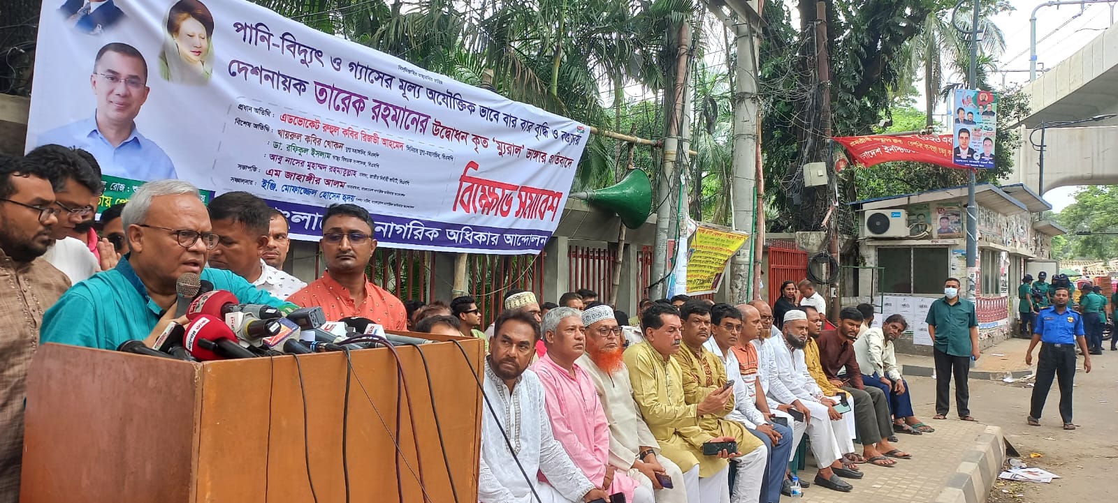 মানুষের বেঁচে থাকার কোনো অবলম্বন সরকার রাখেনি : রিজভী