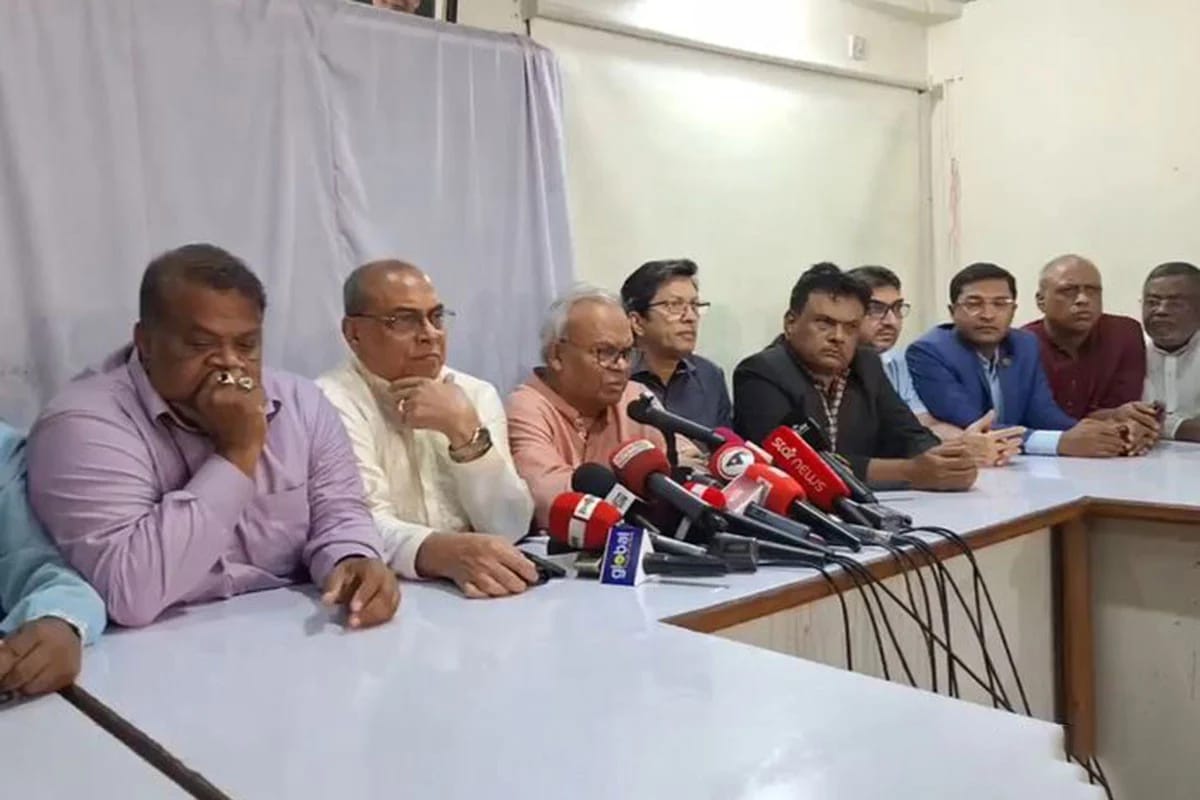 খালেদা জিয়ার অসুস্থতায় বিএনপির রোড শো কর্মসূচি স্থগিত