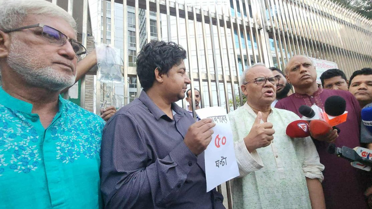 আমজনতার দলের অনশনরত তারেকের কর্মসূচিতে রিজভীর ‘সংহতি’