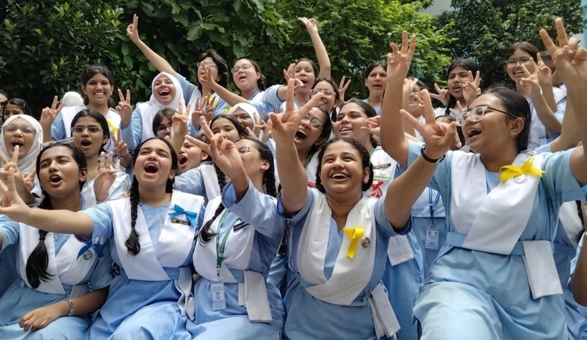 এসএসসিতে ৬৬৯ শিক্ষাপ্রতিষ্ঠানে শতভাগ পাস