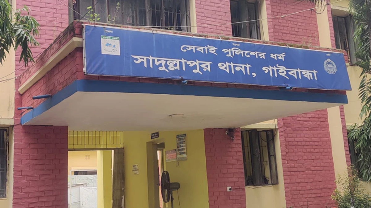 বিয়ের পর বাবার বাড়িতে ফিরে প্রেমিকের সঙ্গে বিষপান, তরুণীর মৃত্যু