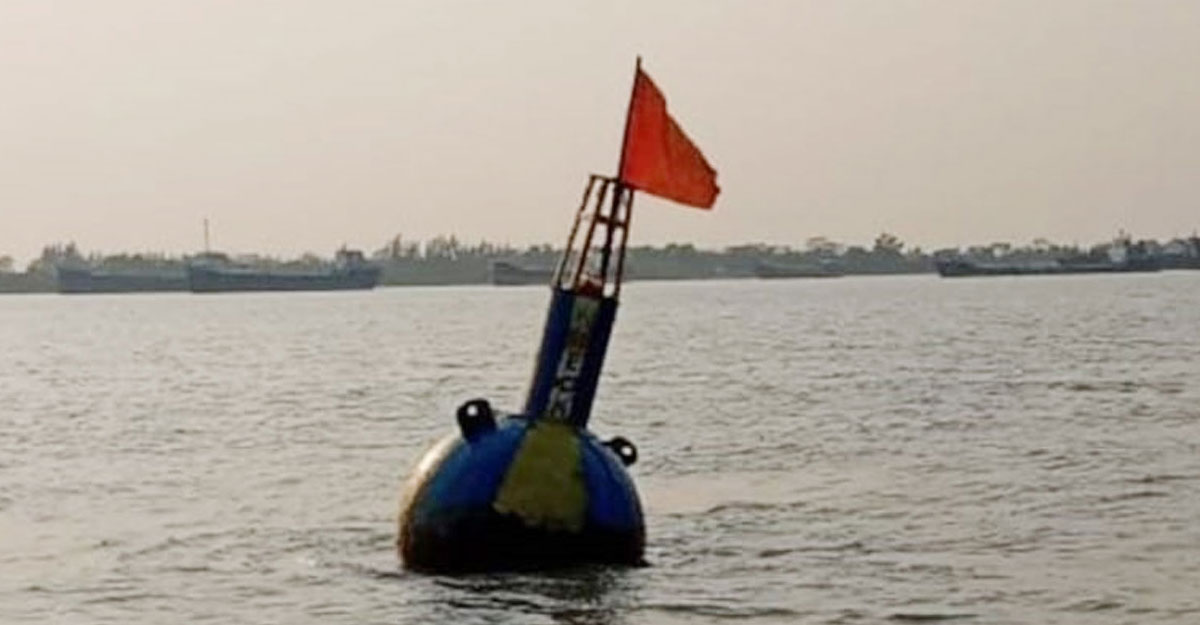 বঙ্গোপসাগরে ট্রলারডুবি, নিহত ২