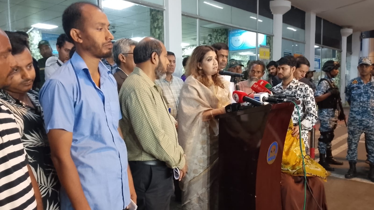 লেবাননে ড্রোন হামলায় নিহত ২ বাংলাদেশির মরদেহ দেশে পৌঁছেছে