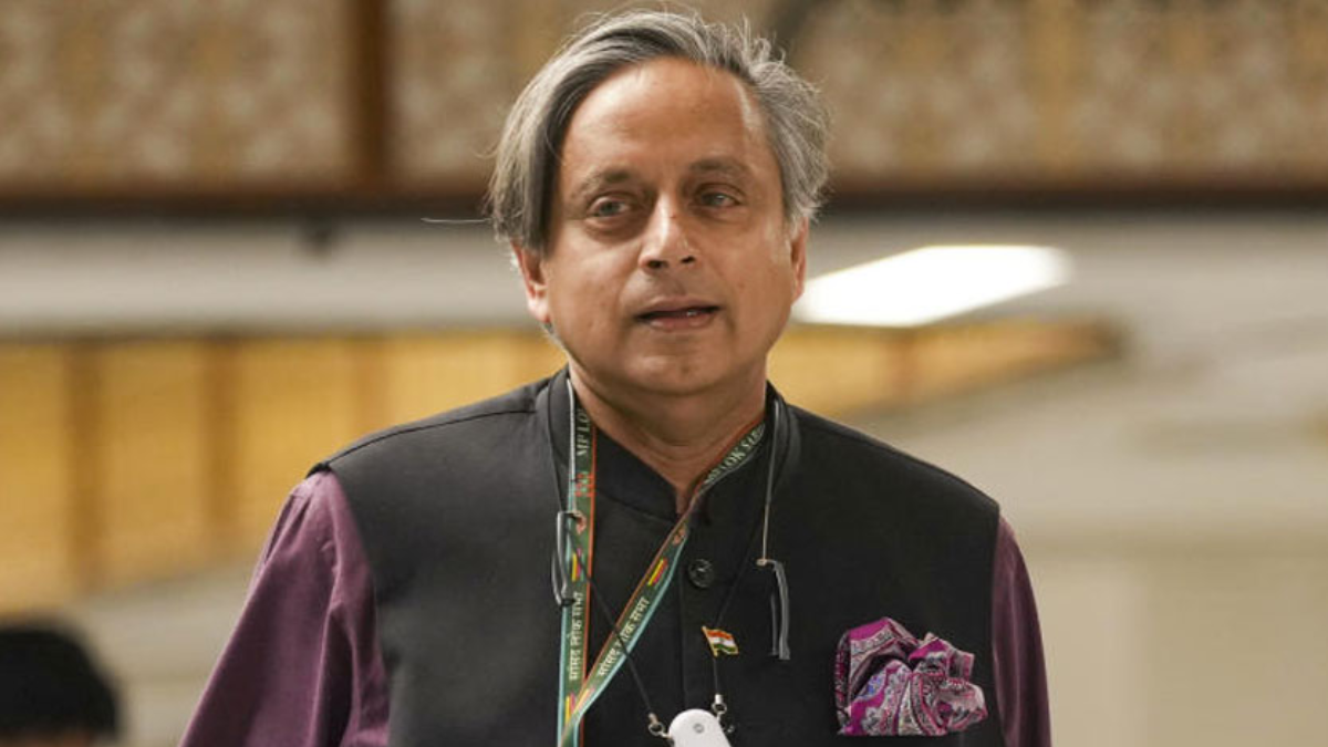 বাংলাদেশে সহিংতার খবরে শশী থারুরের হতাশা