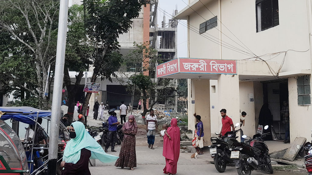 হাসপাতালে হাজিরা দিয়েই নিজ চেম্বারে চিকিৎসক, নিবন্ধন স্থগিতের সুপারিশ