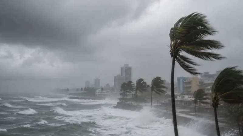৭ জেলায় ঝোড়ো হাওয়াসহ বৃষ্টির পূর্বাভাস, নদীবন্দরে সংকেত