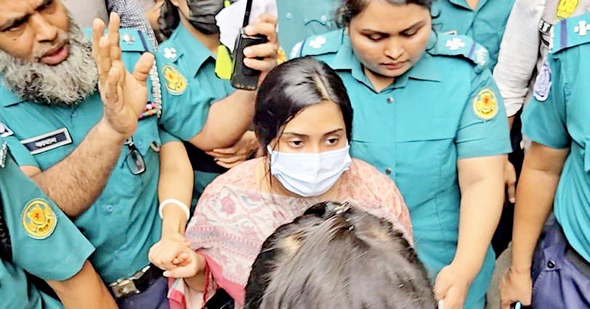 আ.লীগের সরকার উৎখাতের ‘ষড়যন্ত্রে’ ভার্চুয়াল যোগাযোগ সমন্বয় করতেন সুমাইয়া