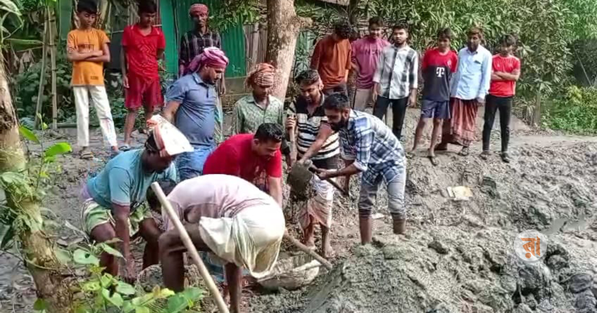 Tangail 2 Villagers Making Road Of Own Fund 23-04-2025 (1)