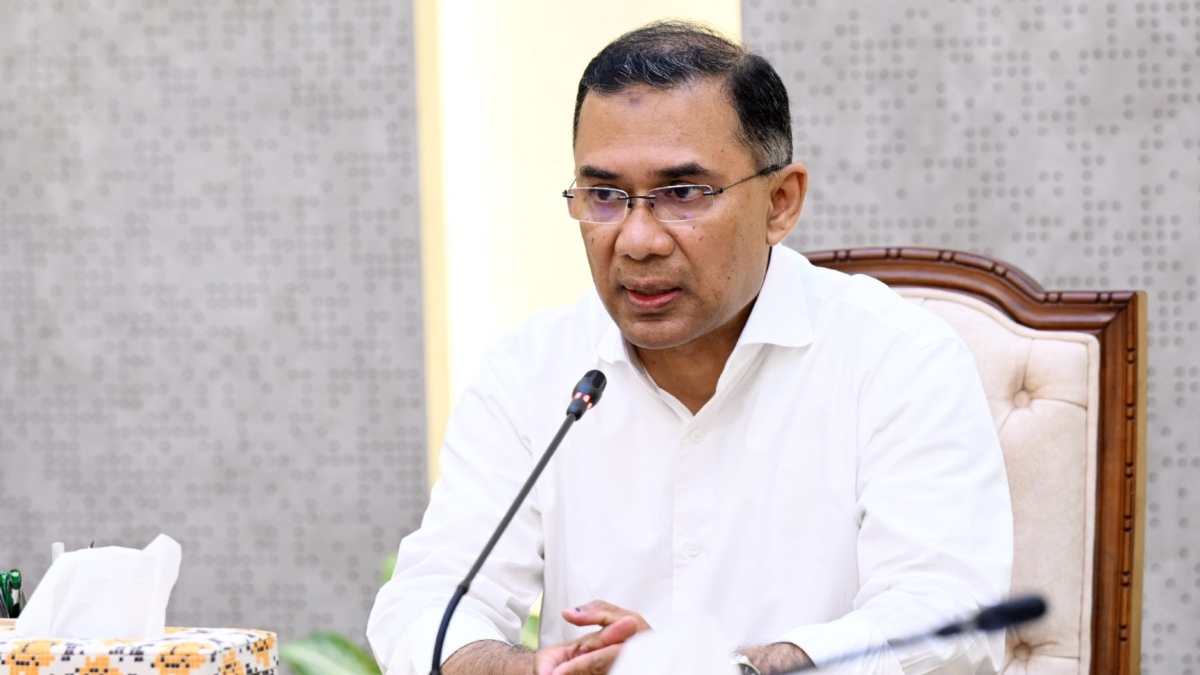 ফ্যামিলি কার্ড বিতরণের কর্মপরিকল্পনা নিয়ে বৈঠকে প্রধানমন্ত্রী