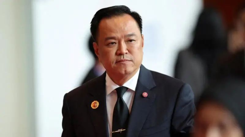 ‘ক্ষমতা জনগণের হাতে ফেরাতে’ সংসদ ভেঙে দিলেন থাই প্রধানমন্ত্রী