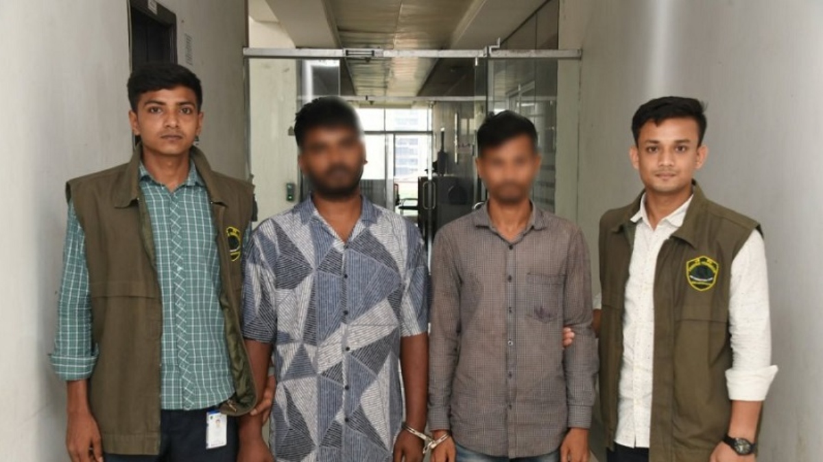 প্রধানমন্ত্রীর কার্যালয়ের টেলিফোনের তার চুরি করে বিক্রি, গ্রেপ্তার ২